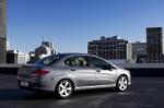 Peugeot 408 2010 года